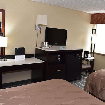 Quality Inn East Stroudsburg - Poconos Dış mekan fotoğraf