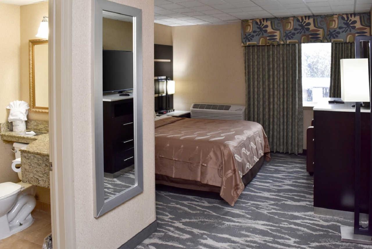 Quality Inn East Stroudsburg - Poconos Dış mekan fotoğraf